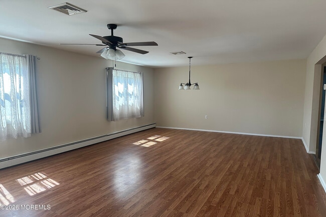 182 Bonaire Dr
