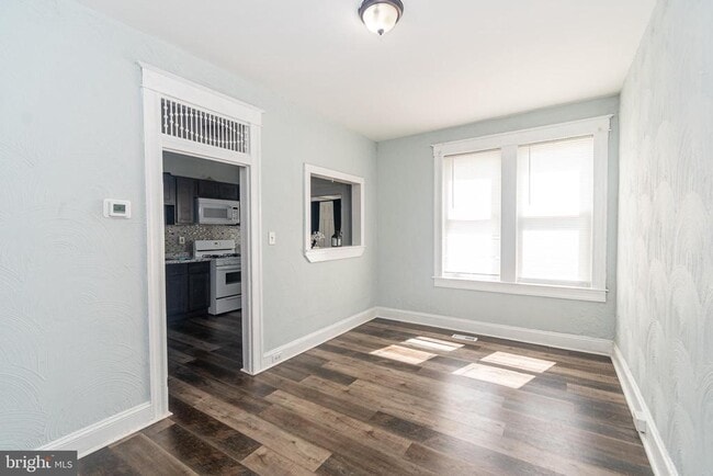 Building Photo - 409 Edgewood St Rental