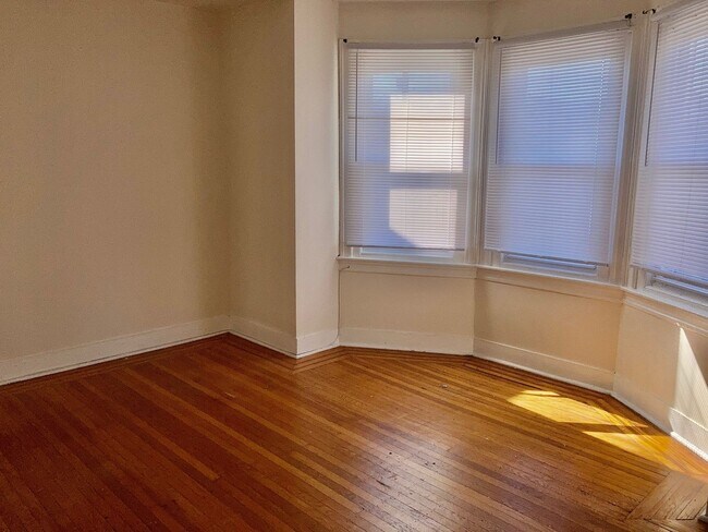 Photo - Two-Story Cobbs Creek 3bd/1bth