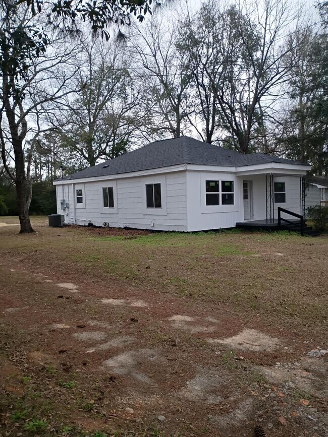 Photo - 1042 E Peachtree St