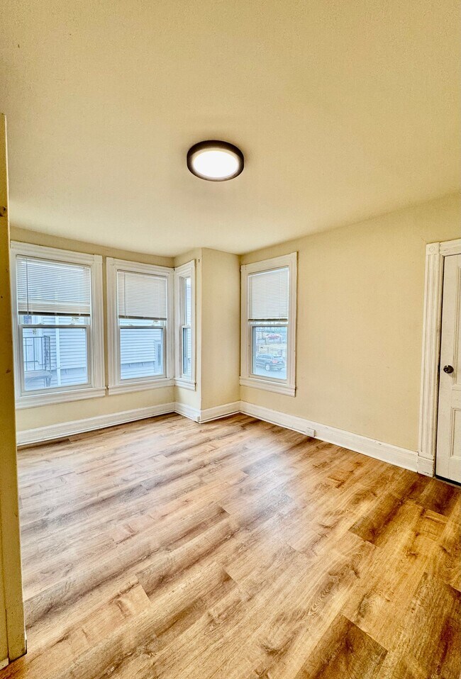 Photo - 77 Marshall St Unit 1FL