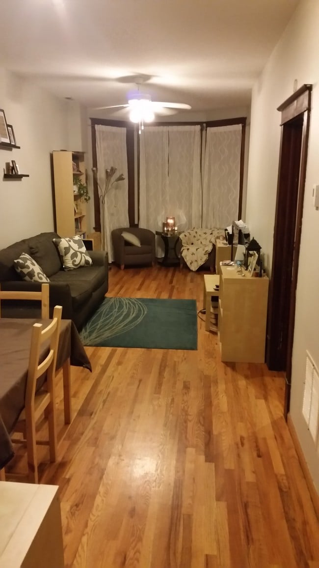 Photo - 1249 N Greenview Ave