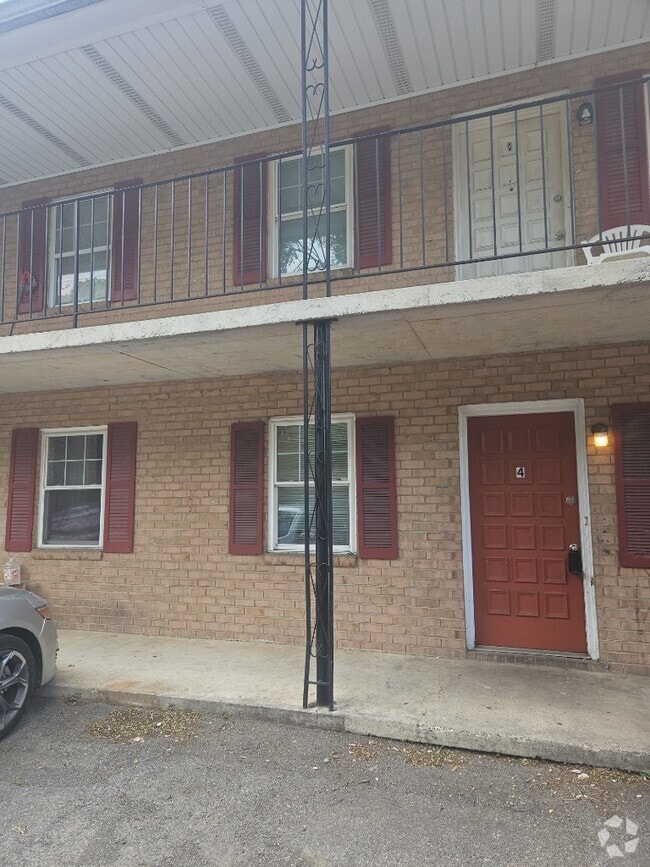Building Photo - 812 Westside Blvd NW Unit 4 Rental