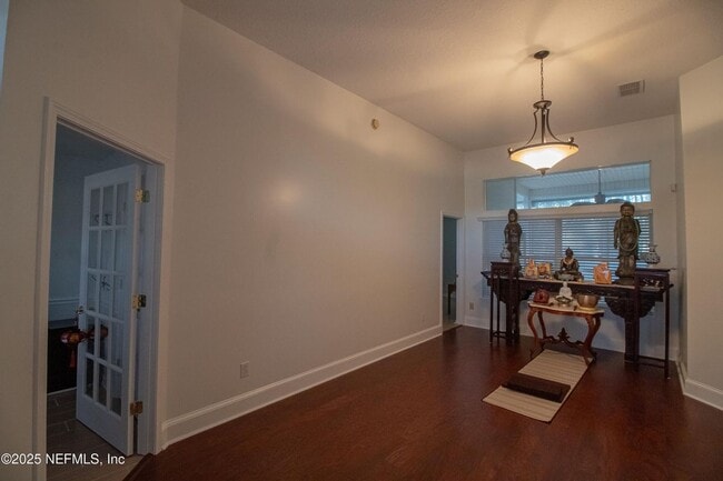 Photo - 8146 Leafcrest Dr