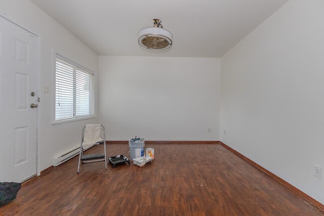 Photo - 2294 McKenzie Rd