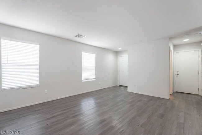 Photo - 5531 Doubleday St