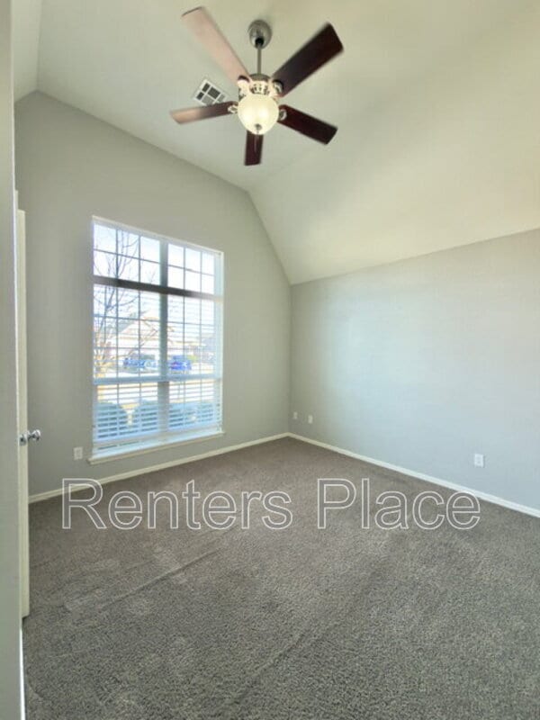 Photo - 2012 E 133rd Ct S