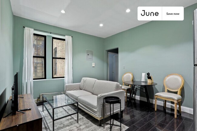 Photo - 23 E 109th St