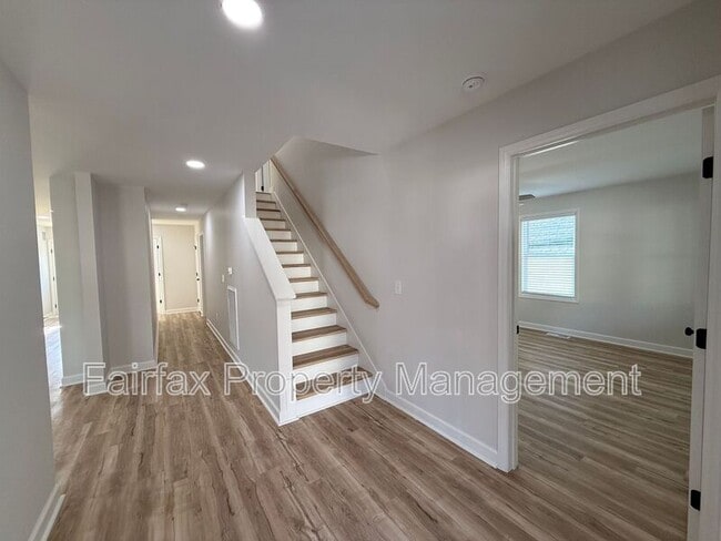 Photo - 312 Price Ave