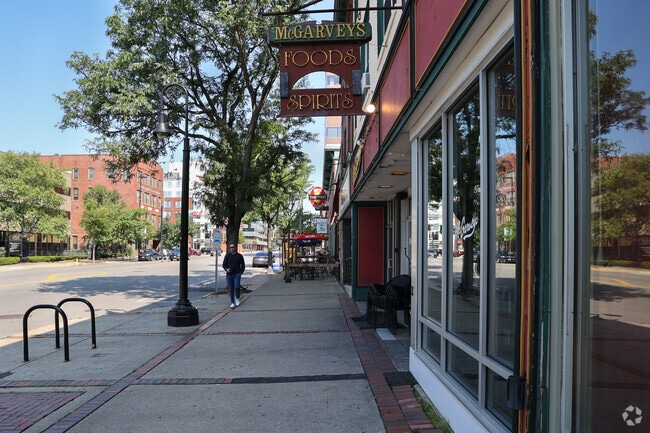 1101 Elm Street - The Residences at Elm Street