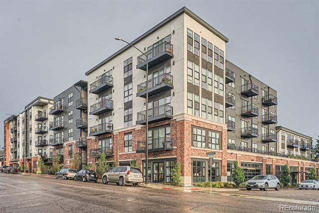 Building Photo - 3500 S Corona St Unit 407