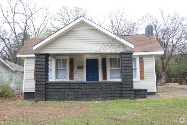 Building Photo - Renovated 3 Bedroom 1 Bath - New On The Ma... Rental