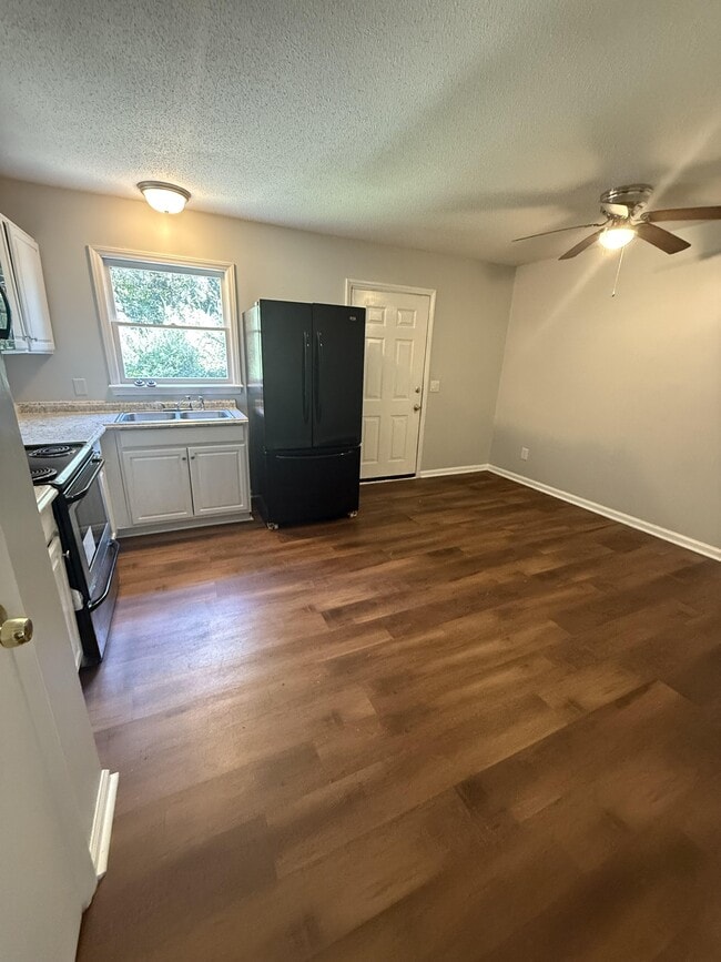 Photo - 1507 Hampstead Dr