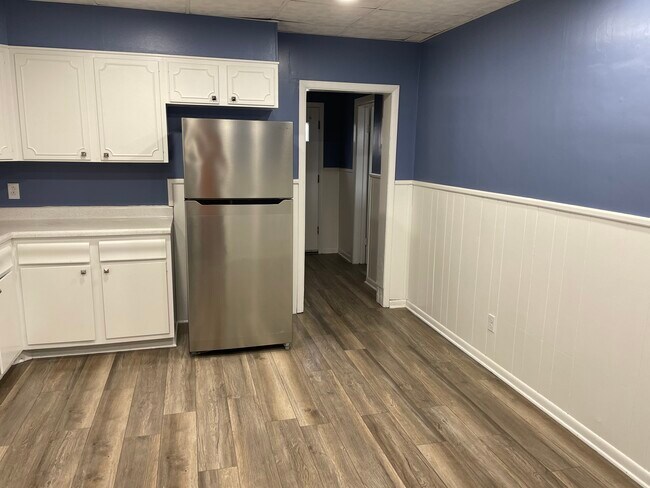 Cocina - 1157 Monroe Ave