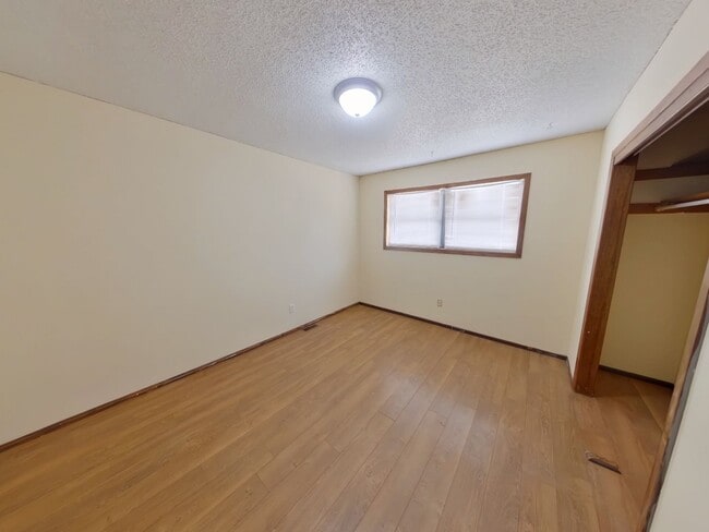 Photo - 620 Richmond N