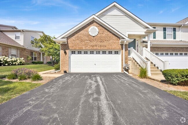Building Photo - 1574 Millbrook Dr Rental