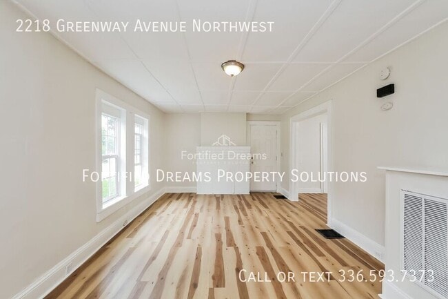 Photo - 2218 Greenway Ave NW