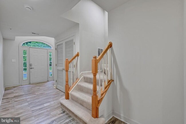Building Photo - 14203 Plum Run Way