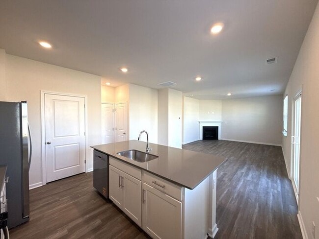 Photo - T. R. Lawing Realty Property