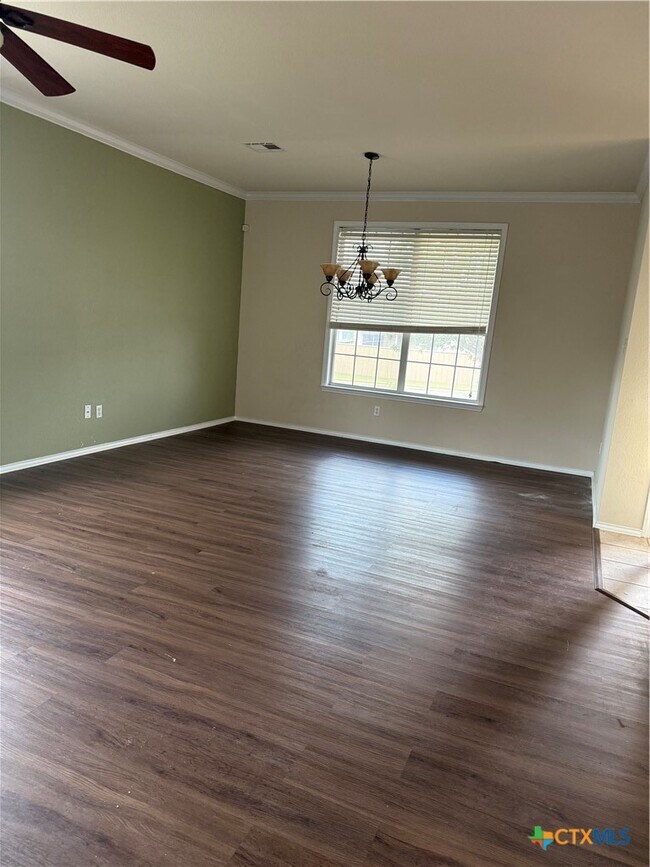 Photo - 303 Buckskin Trail