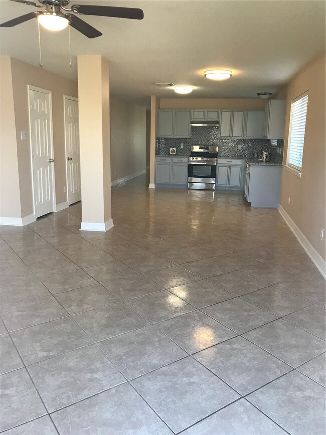 Building Photo - 2844 Morningmist Ln