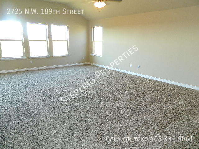 Photo - 2725 NW 189th St