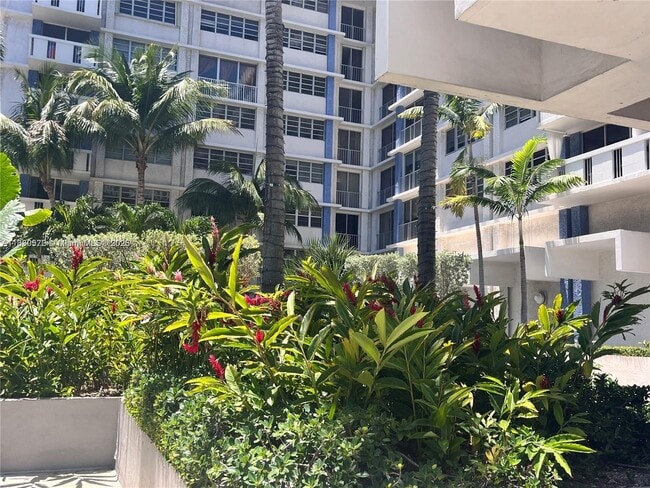Photo - 800 West Ave Unidad 832 Rental