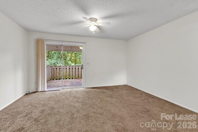 Photo - 630 Lex Dr