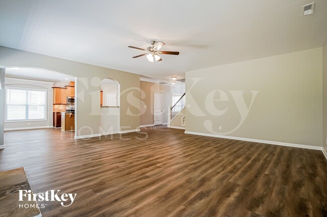 Photo - 3253 Groveshire Dr