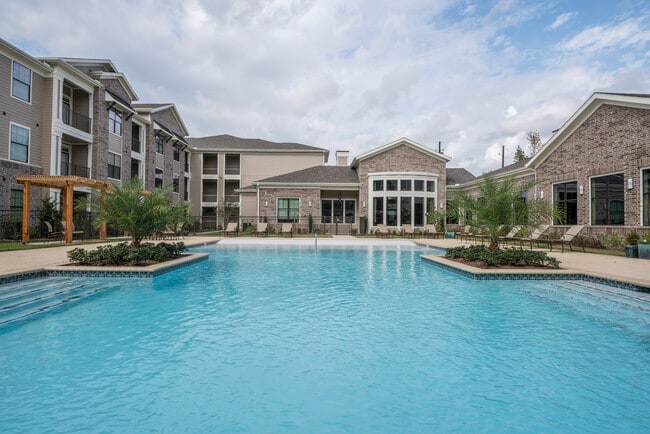 Piscina con estilo de centro turístico - One Town Park