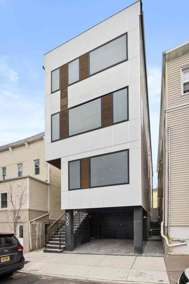 Building Photo - 339 69th St Unit 3 Rental