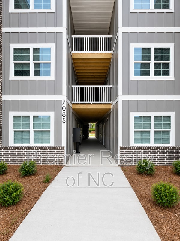 Photo - 7085 Hanesbrook Cir Unit 104