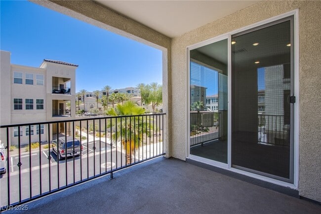 Photo - 2555 Hampton Rd Unit 11201