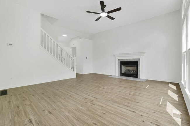 Photo - 3115 Omega Dr