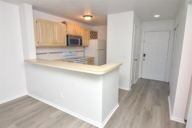 Photo - 1705 Palm Cove Blvd Unit verano