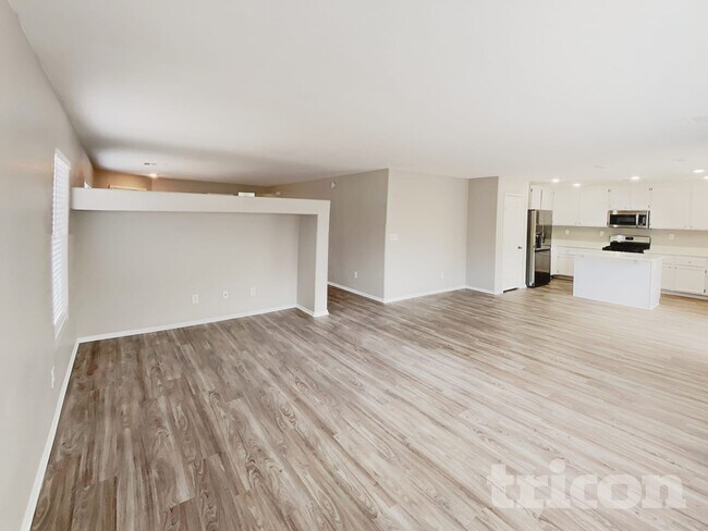 Photo - 3144 McLennan Ave