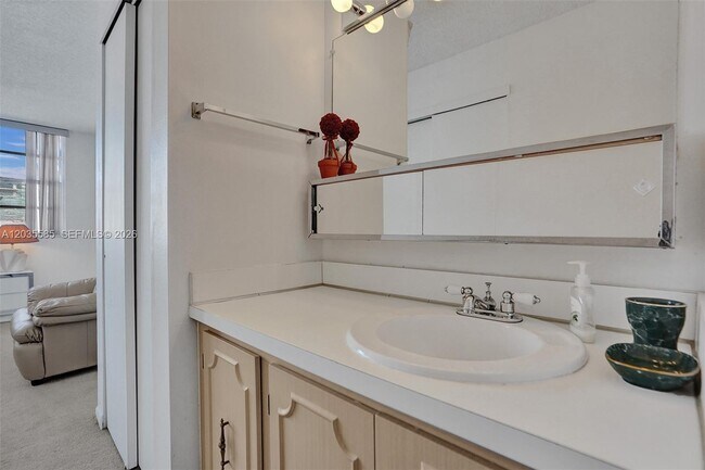 Photo - 3113 S Ocean Dr Unit 803