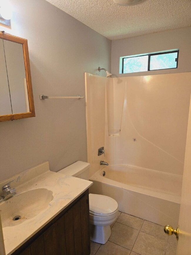 Photo - Great location. Centrally located. Unit C