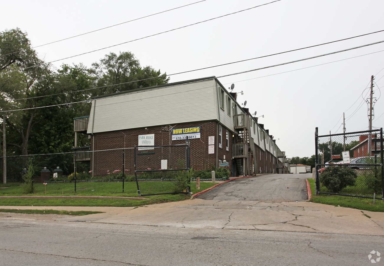 Park Ridge Apartments - Park Ridge Apartments