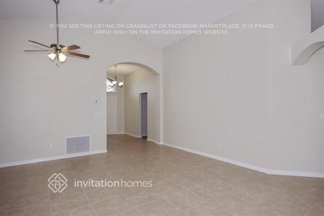 Photo - 2242 Pelinion St