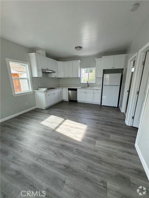Building Photo - 627 W Lemon Ave Unit 1 Rental
