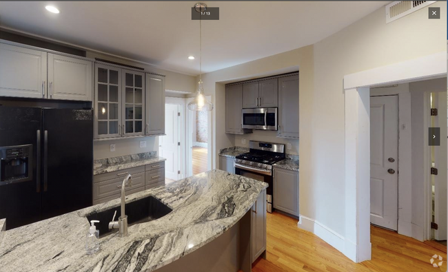 Building Photo - 38 Frankfort St Rental