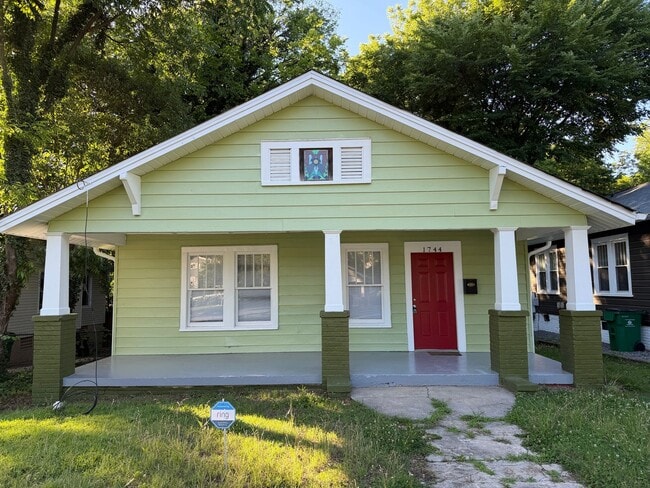 Building Photo - Wilmore Bungalow For Rent