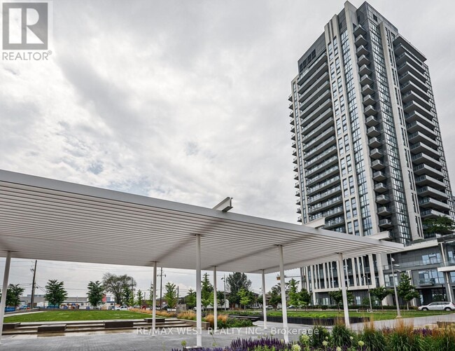 Photo - 15 Zorra St Unit 2307