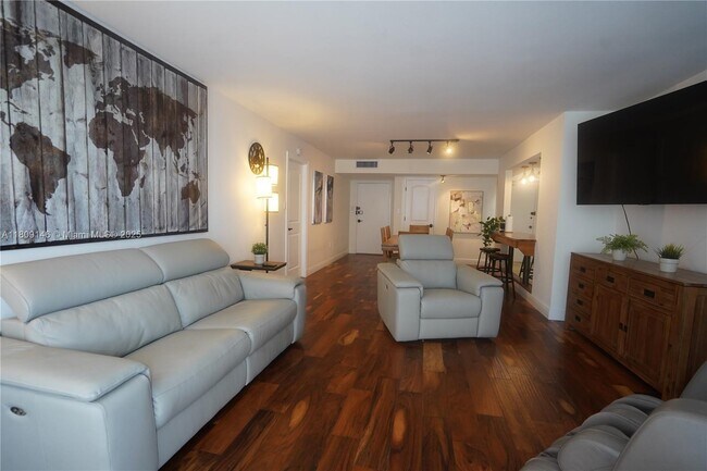 Photo - 18031 Biscayne Blvd Condo Unit 1502
