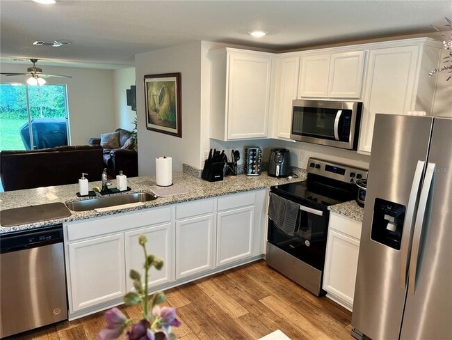 Photo - 2531 Lake Helen Osteen Rd