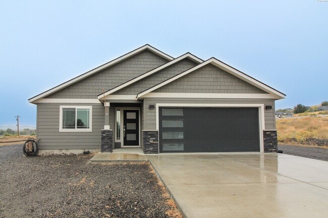 3 Bed/2 Bath House in Benton City - 3 Bed/2 Bath House in Benton City
