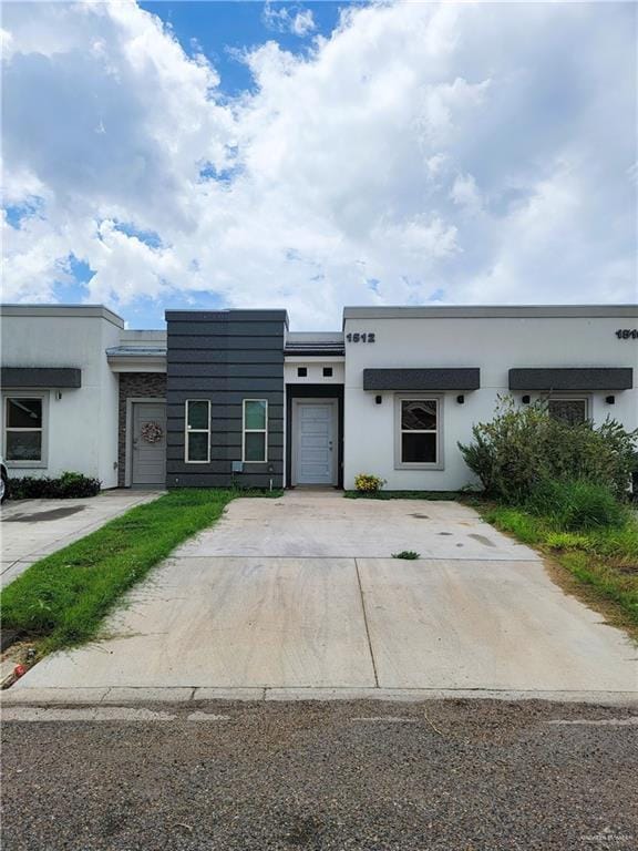 Building Photo - 1512 New Orleans Cir Rental