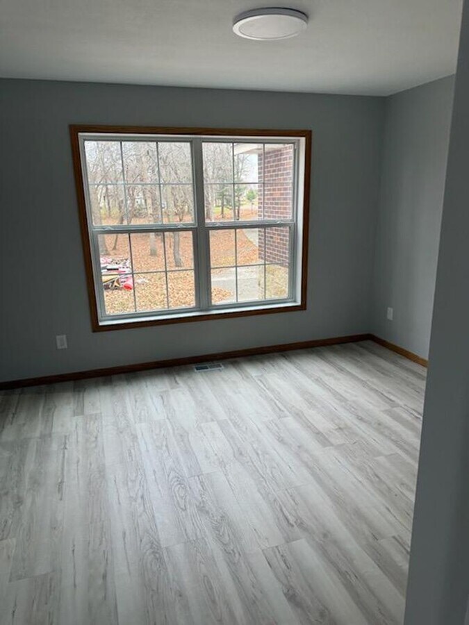 Photo - 14100 296th Cir NW