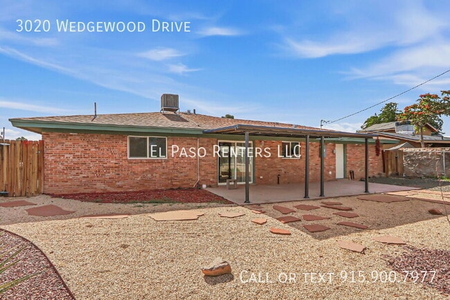 Photo - 3020 Wedgewood Dr